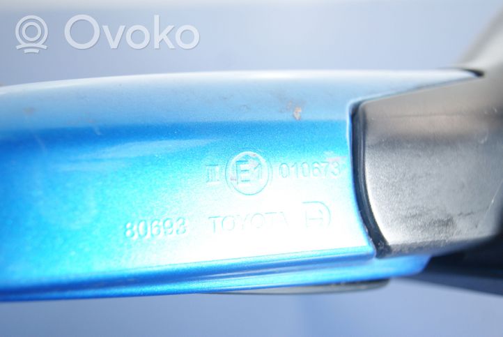 Toyota Yaris Elektryczne lusterko boczne drzwi przednich 80693