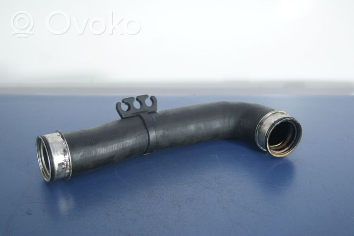 Volkswagen Golf V Tubo flessibile del liquido di raffreddamento del motore 1K045883N