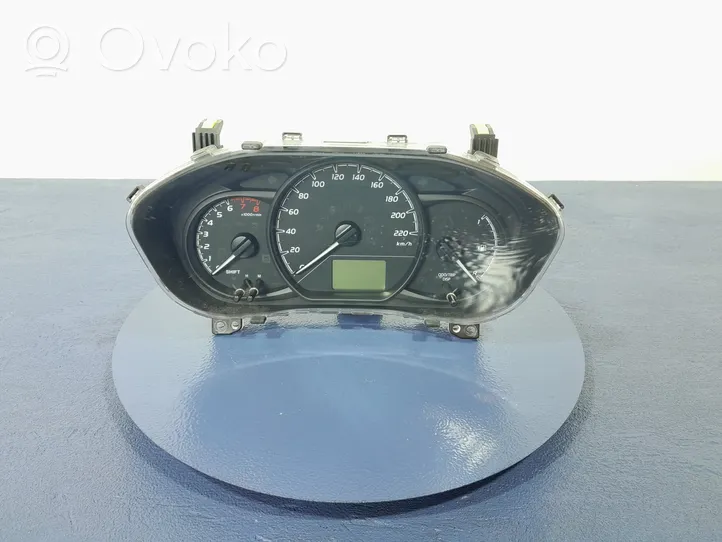 Toyota Yaris Compteur de vitesse tableau de bord 83800-F5760