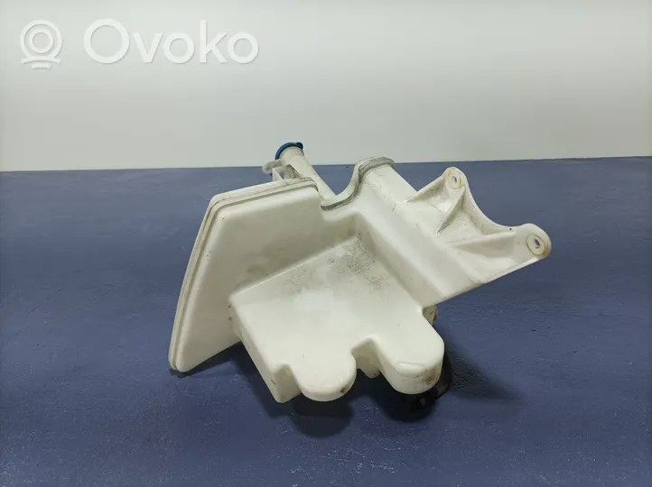 Toyota Corolla E160 E170 Réservoir de liquide lave-glace 01