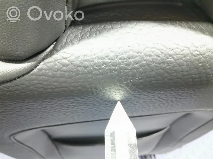 Volvo V60 Fotel przedni pasażera 01