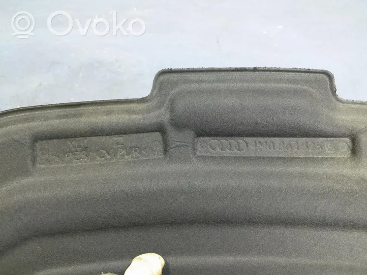 Audi Q7 4M Garso izoliacija variklio dangčio 4M0363825