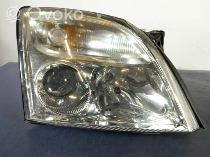 Opel Signum Lampa przednia 