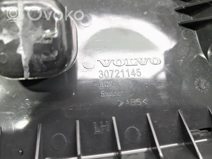 Volvo XC60 Muu kynnyksen/pilarin verhoiluelementti 30721147