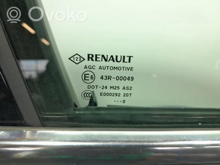 Renault Laguna III Drzwi przednie 01