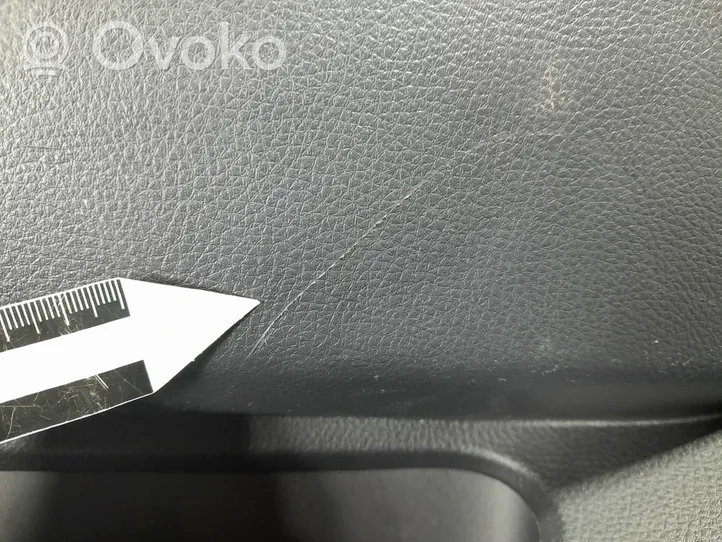 Suzuki Swift Комплект отделки дверей 01