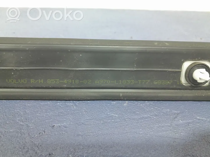 Volvo XC60 Roof bar rail 01