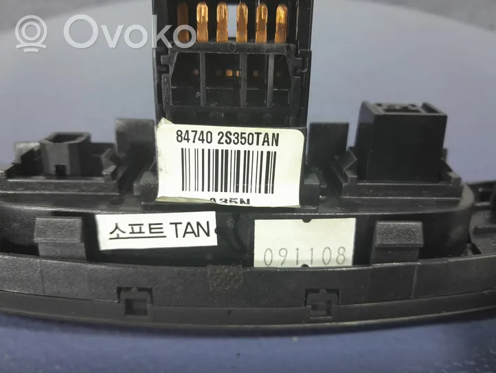 Hyundai ix35 Interrupteur feux de détresse 84740-2S300