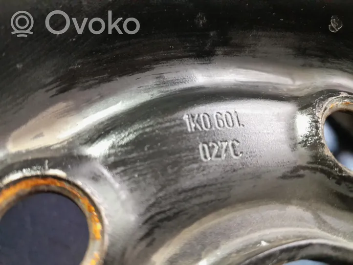 Skoda Octavia Mk2 (1Z) Cerchione forgiato R18 01