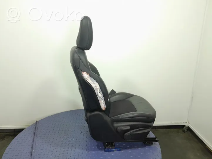 Jeep Compass Asiento delantero del pasajero 01