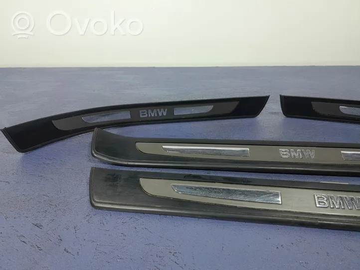 BMW 7 E65 E66 Rivestimento vano piedi laterale 8223553