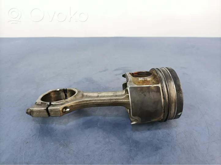 BMW 3 F30 F35 F31 Piston 