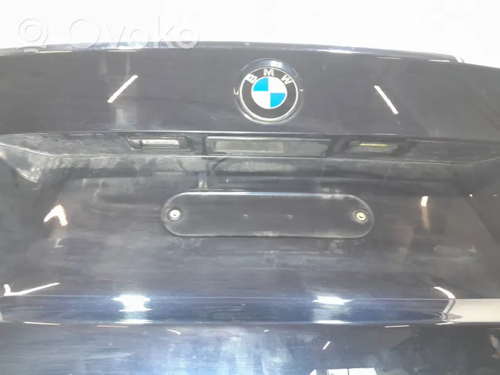 BMW 3 F30 F35 F31 Galinis dangtis (bagažinės) 01