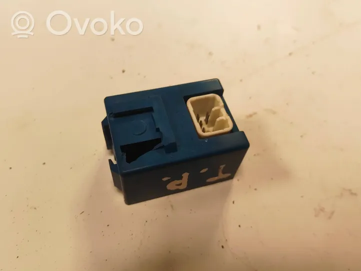 Toyota Prius (XW20) Window wiper relay 8594047010