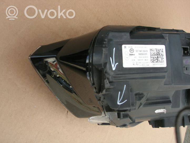 Volkswagen Golf Sportsvan Lampa przednia 517941034B