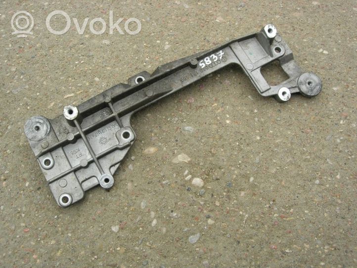 Volkswagen PASSAT B7 Support refroidisseur de vanne EGR 03G131159