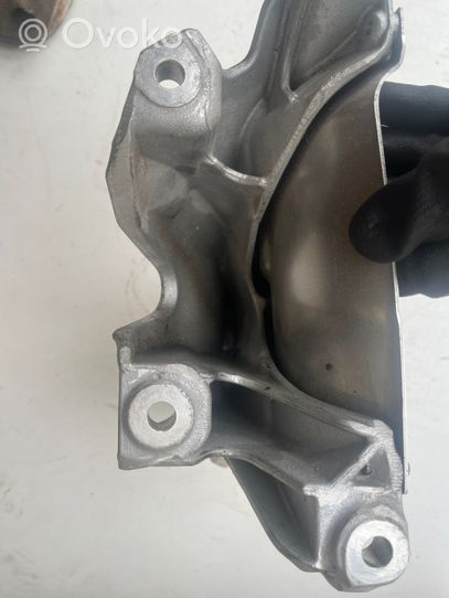 BMW X5M F85 Altra parte del vano motore 2211686461403