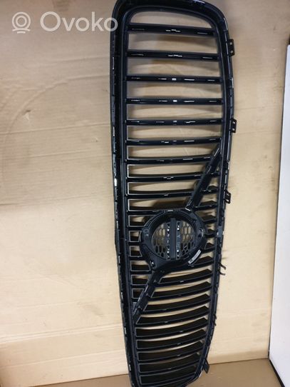 Volvo S90, V90 Maskownica / Grill / Atrapa górna chłodnicy 31425412