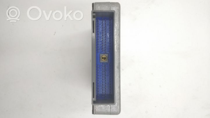 Mazda 626 Sterownik / Moduł ECU FSJ318881J