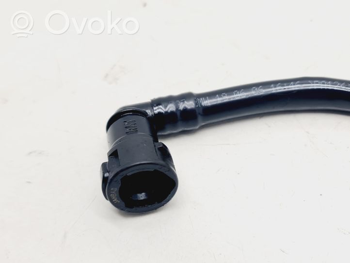 BMW 7 E65 E66 Tuyau d'alimentation conduite de carburant 6760537