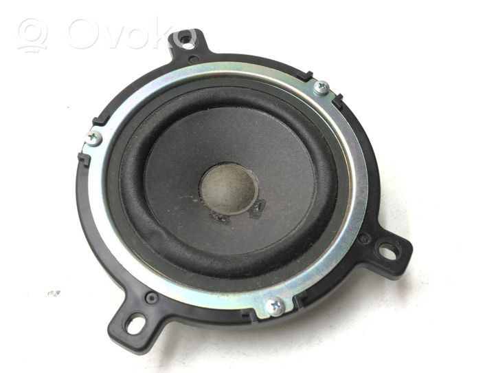 Saab 9-5 Skaļrunis (-i) pakaļējās durvīs 4616934