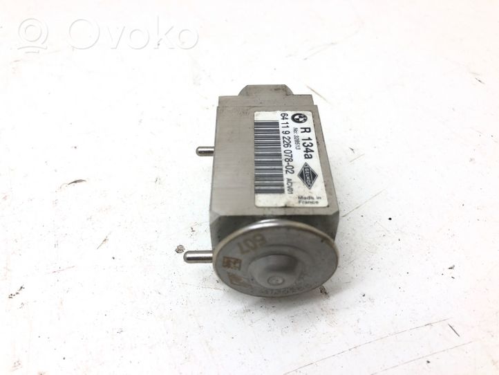 BMW X3 F25 Air conditioning (A/C) expansion valve 9226078