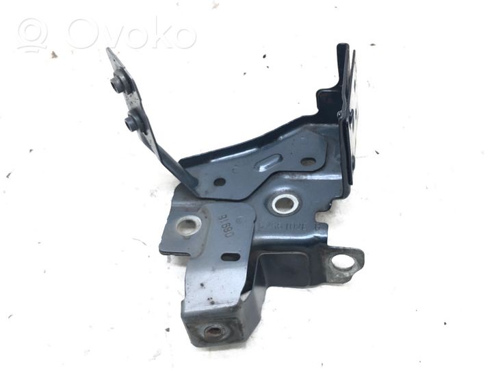 Renault Megane III Support de montage d'aile 6256102E