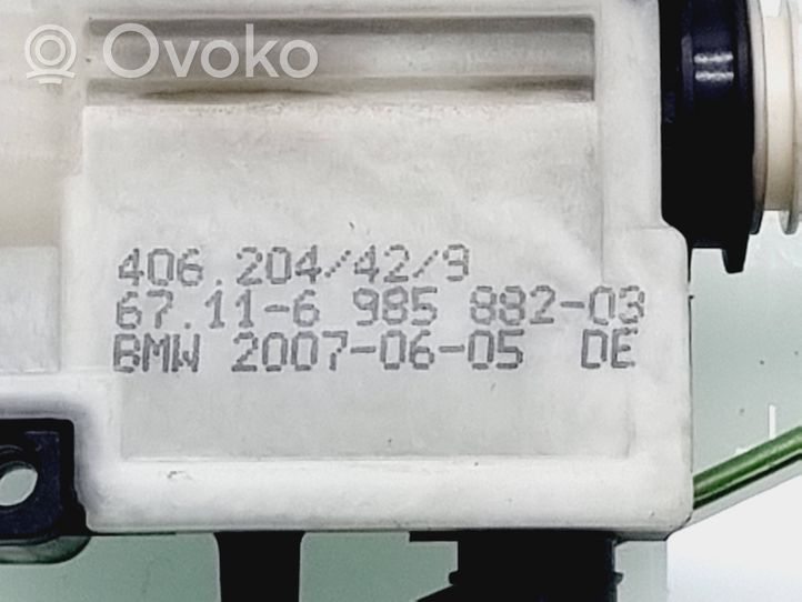 BMW X5 E70 Siłowniki klapki wlewu paliwa 67116985882