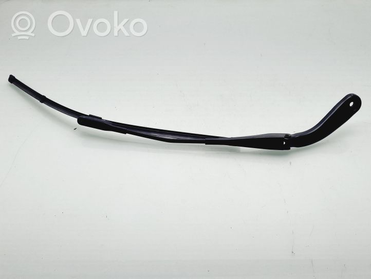 BMW 3 F30 F35 F31 Priekšējā loga tīrītājs 61617260482