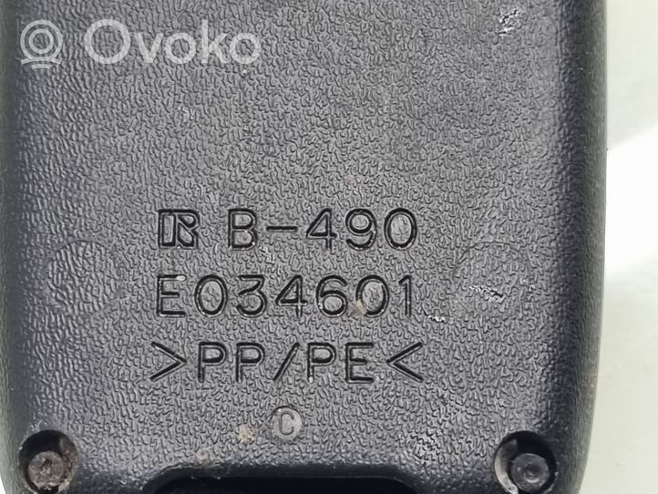 Toyota RAV 4 (XA30) Klamra tylnego pasa bezpieczeństwa 