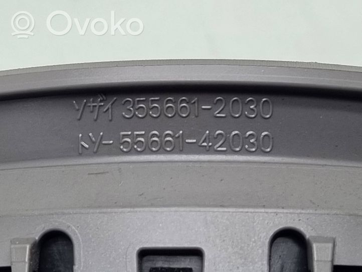 Toyota RAV 4 (XA30) Centrinės oro grotelės 3556612030