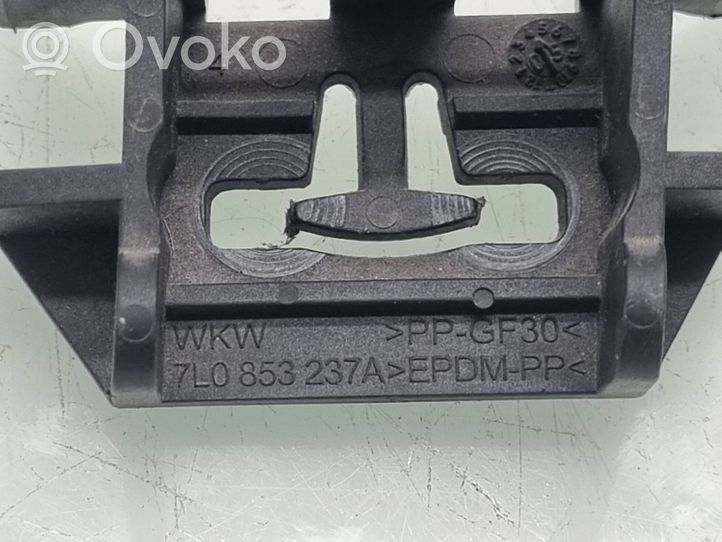 Volkswagen Touareg I Muu kynnyksen/pilarin verhoiluelementti 7L0853237A