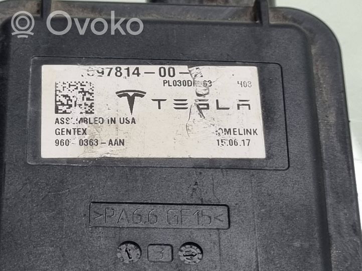 Tesla Model S Autotallin oven avauskytkin 109781400A