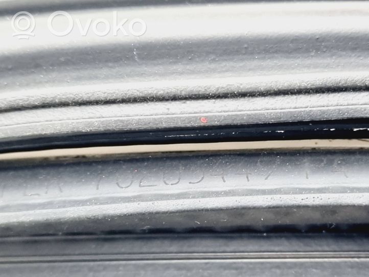 Toyota Aygo AB40 Sandarinimo guma priekinių durų (ant kėbulo) 76203449