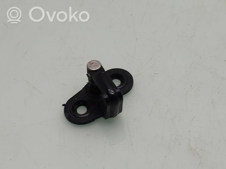 Volkswagen Transporter - Caravelle T5 Loading door lock loop/hook striker 7H0827512b