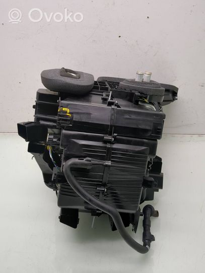 Dacia Logan III Scatola climatizzatore riscaldamento abitacolo assemblata 272702309R