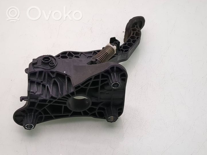 Dacia Logan III Clutch pedal 465031714R