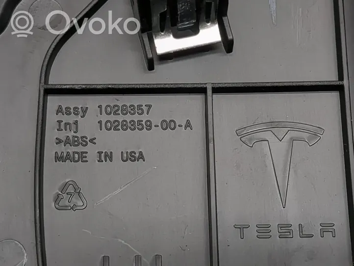 Tesla Model S Rivestimento estremità laterale del cruscotto 102835900A