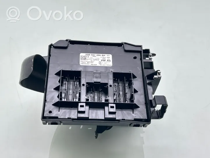 Volkswagen PASSAT B8 Module confort 5Q0937086BH