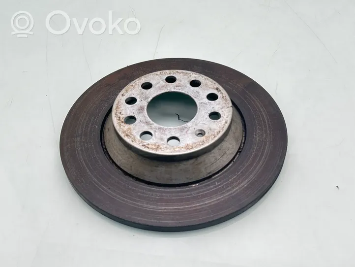 Volkswagen PASSAT B8 Rear brake disc 3Q0615601A