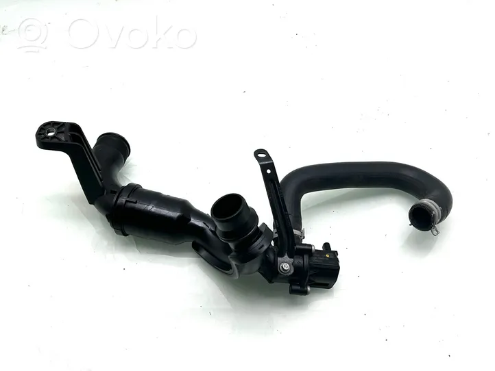 Ford Focus Intercooler pipe mounting bracket LX619P437CA