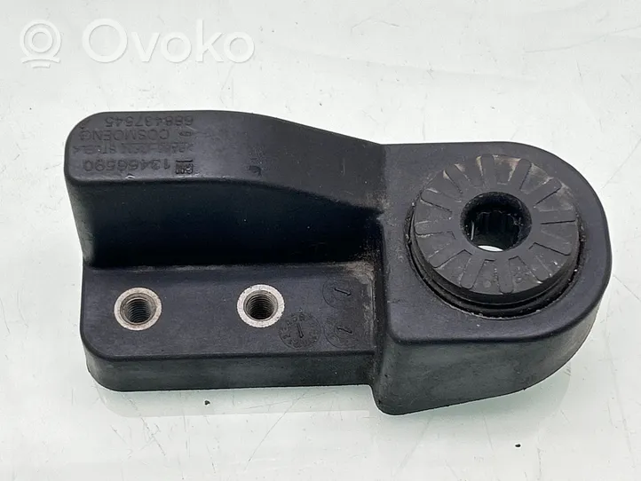 Opel Astra K Radiator mount bracket 13466590