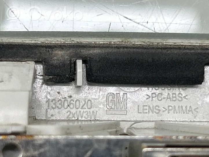 Opel Meriva B Illuminazione sedili posteriori 13306020