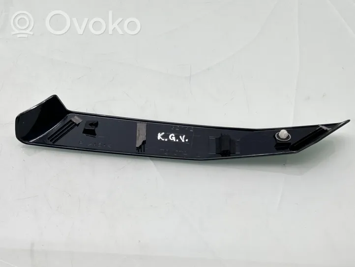 Toyota RAV 4 (XA50) Rear fender molding trim 62792