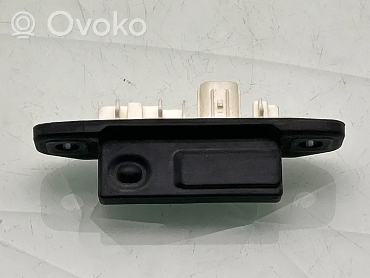 Toyota RAV 4 (XA50) Bouton interrupteur ouverture du coffre 15D355