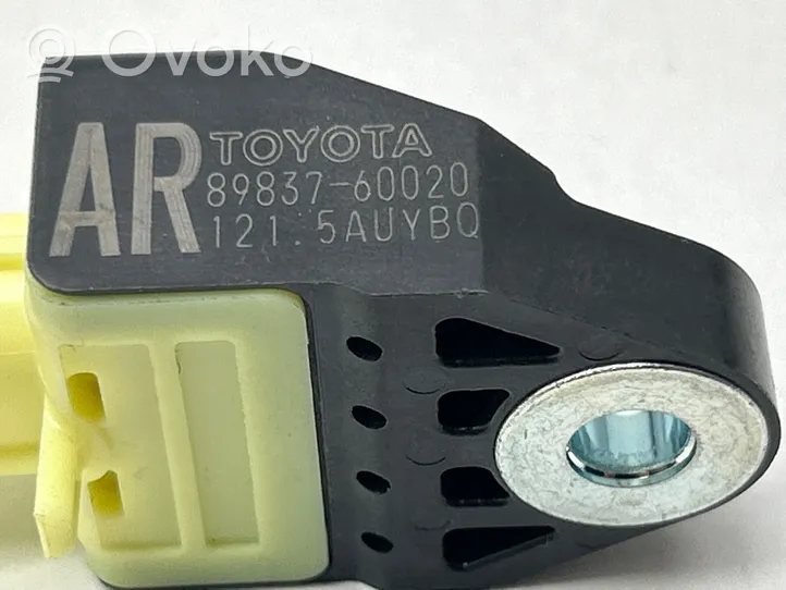 Toyota Land Cruiser (J150) Czujnik uderzenia Airbag 8983760020