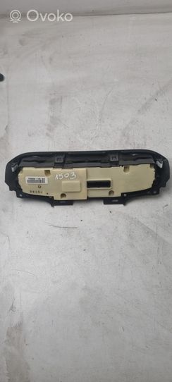 Honda CR-V Panel klimatyzacji / Ogrzewania 79600