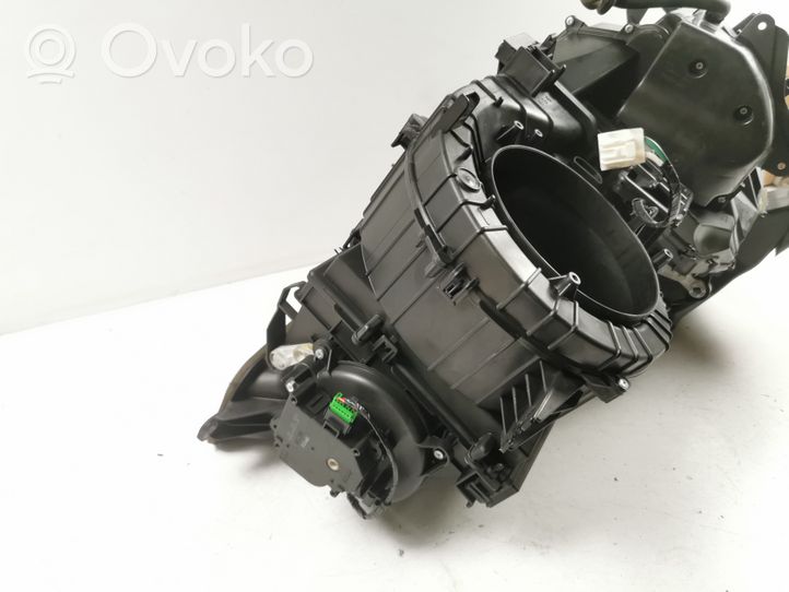 Honda CR-V Sisälämmityksen ilmastoinnin korin kokoonpano MF4432209842