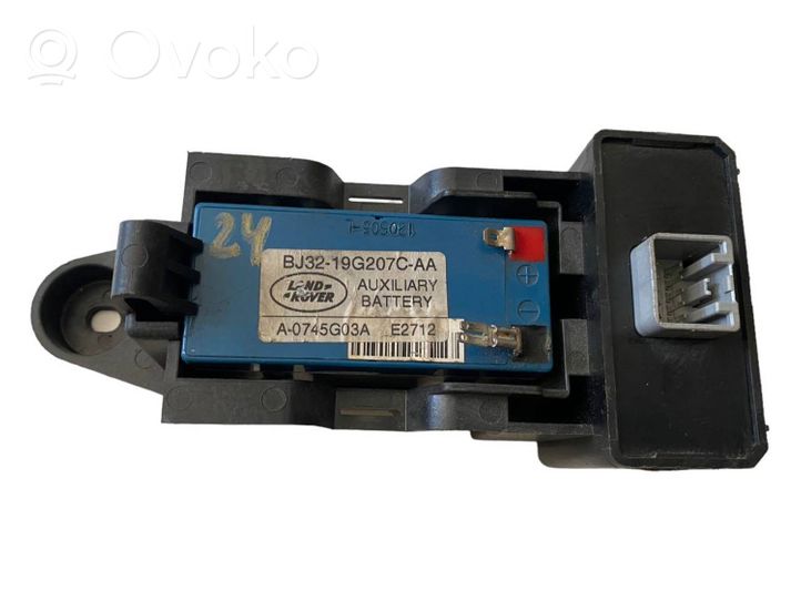 Land Rover Range Rover Evoque L538 Chargeur batterie (en option) BJ3219G207CAA