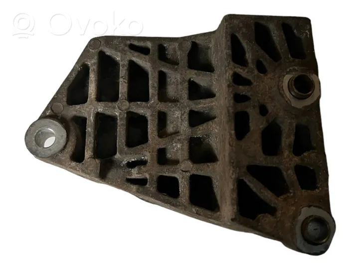 Land Rover Range Rover Sport L494 Supporto di montaggio della pompa del servosterzo RF4H233C631CA